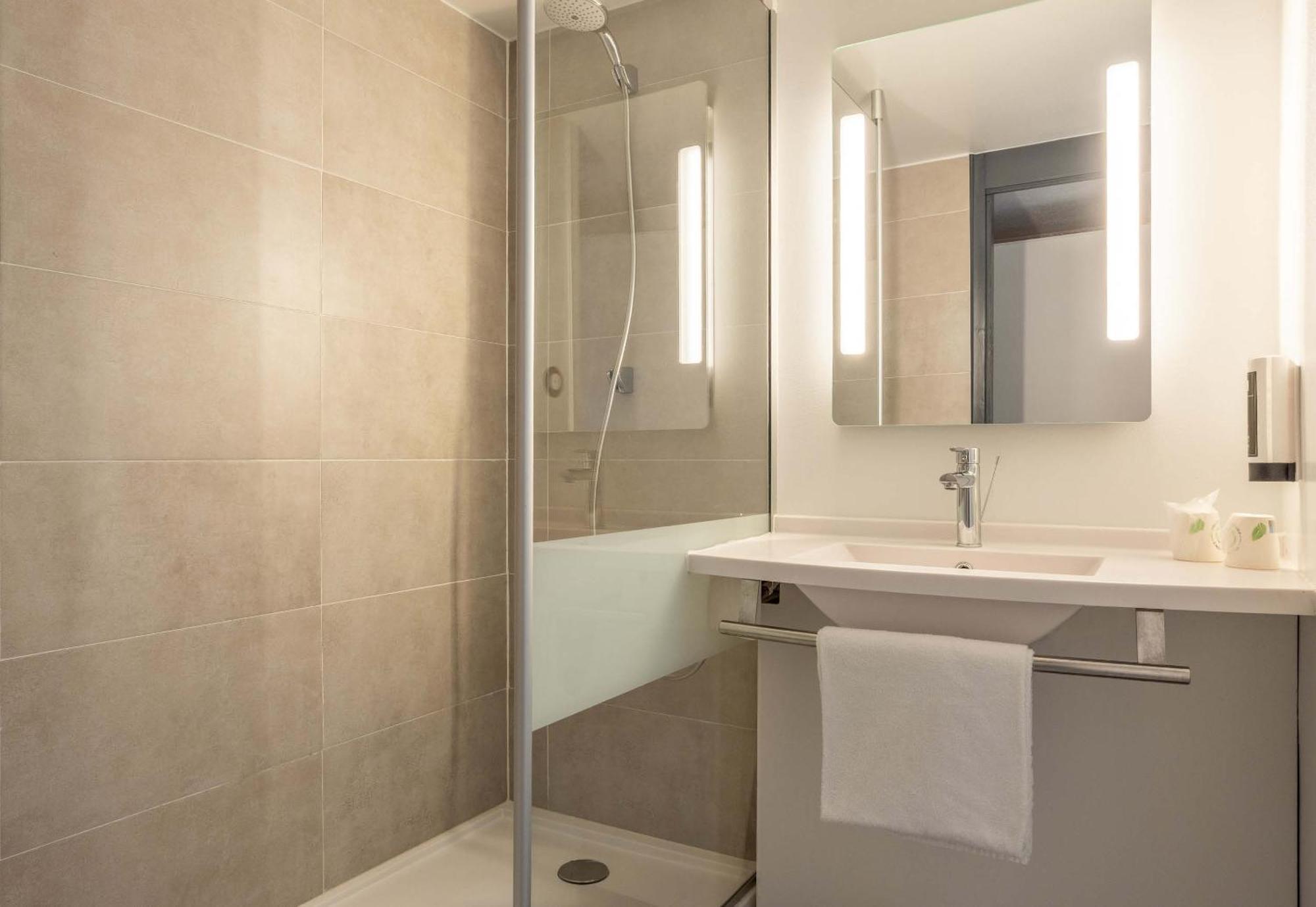 B&B Hotel Valenciennes Sud Prouvy المظهر الخارجي الصورة